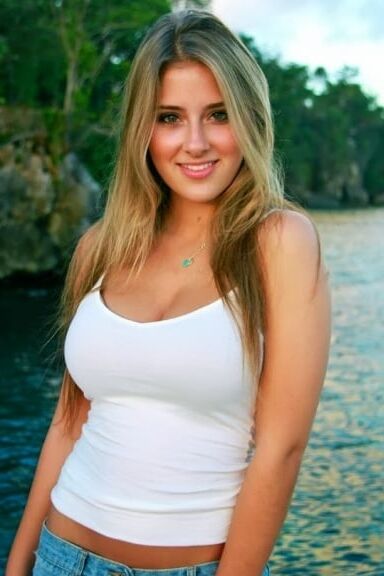 Amateur Blonde
