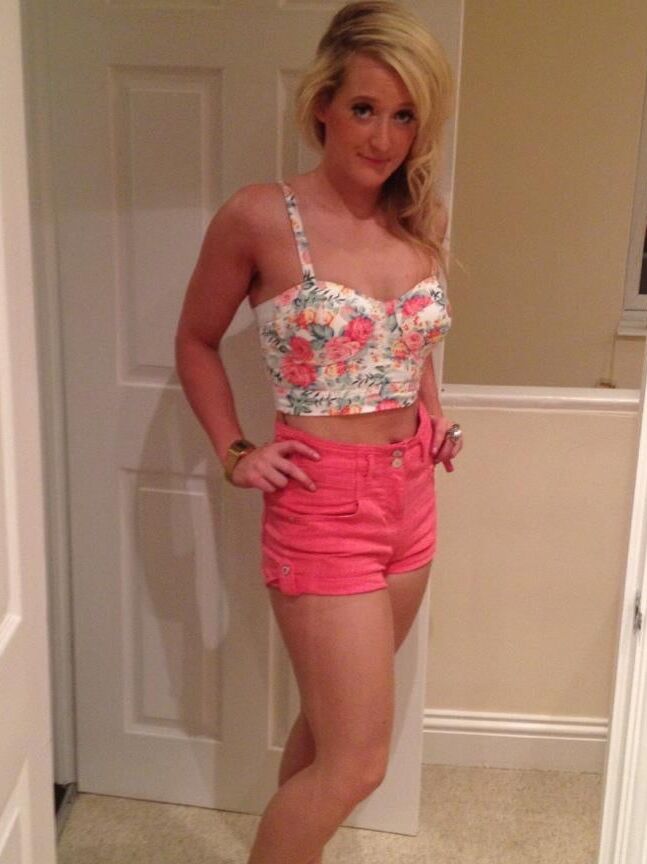 Sexy Blonde from Norfolk, None Nude