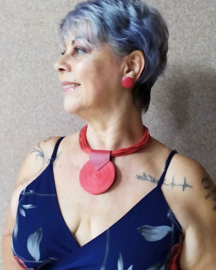 Your favorite gilf came back