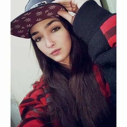 Cute&;s with Basecap&;s