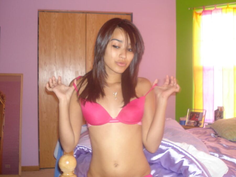 Amateur Brunette