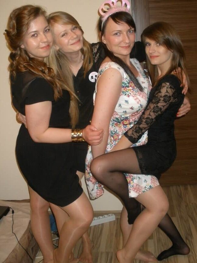 sexy females in tights pantyhose nylons