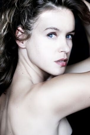 Lucie jeanne sexy