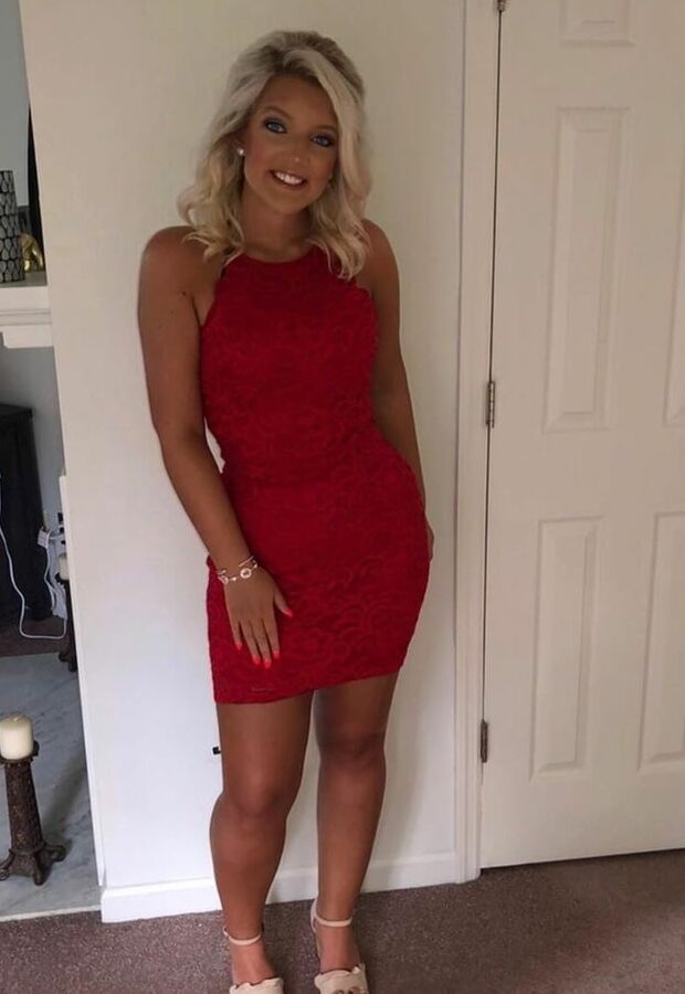 I BeT shes A great FUCK!! DO YOU?