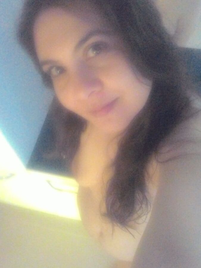 Me nude
