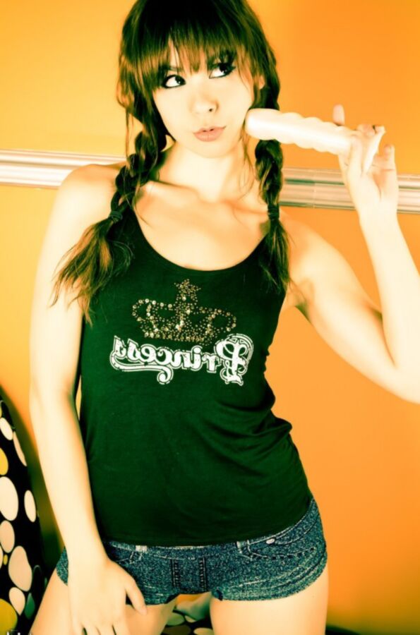 Cute&;s with Basecap&;s