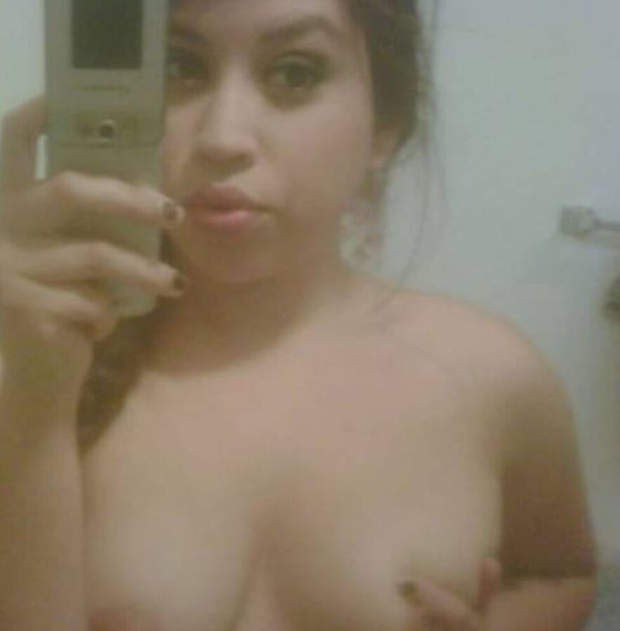 Did you expose your slut? ()