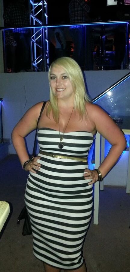 Sexy British babe