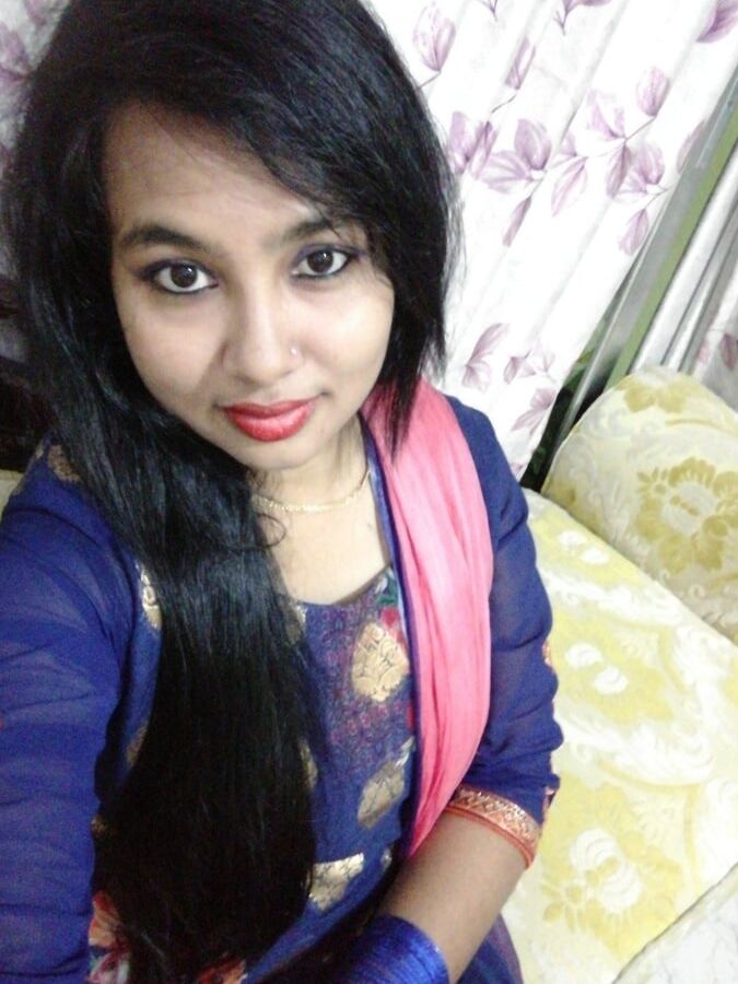 Desi chubby babe