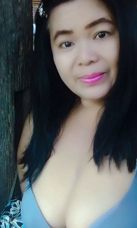 Ibu tetek besar