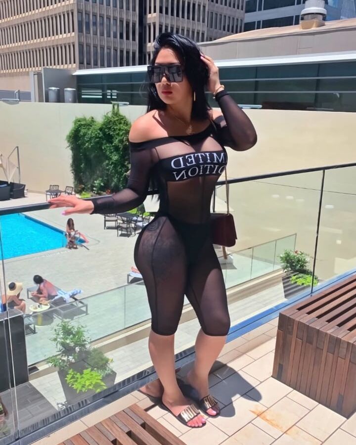 THICK FAT ASS ASIAN SLUT!