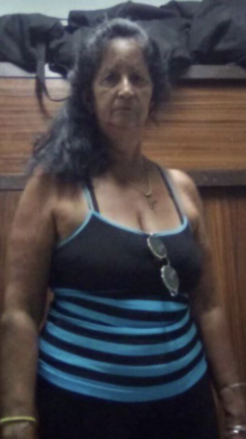 Tania Gomez ... Faceb