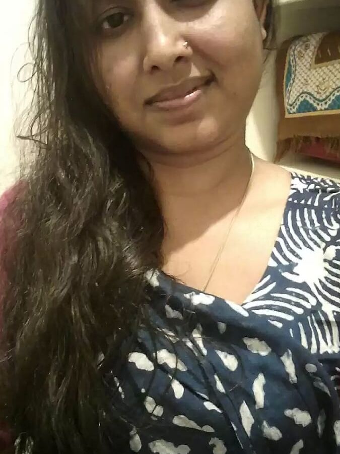 Arab Saudi hot mature big boob girl nude pics leaked by bf