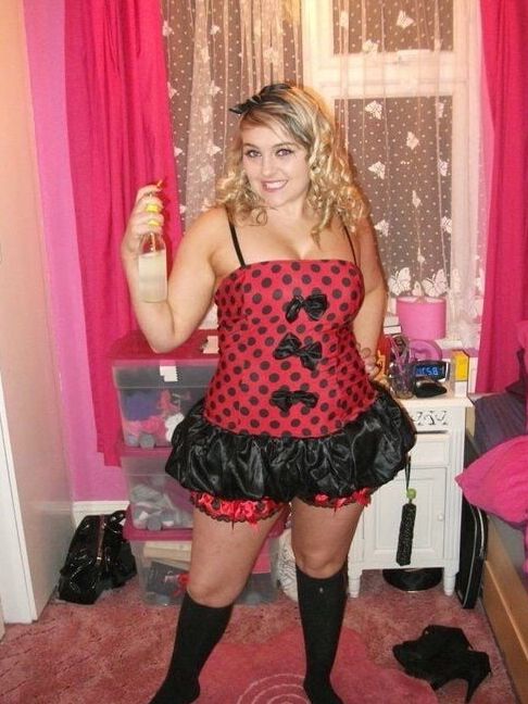 Sexy British babe