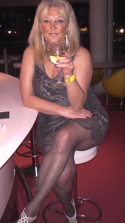 Mature slut Erica