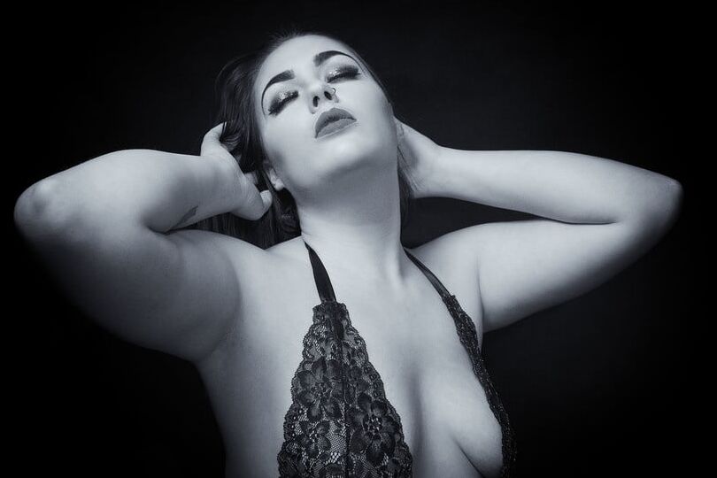 Sexy as fuck Slut