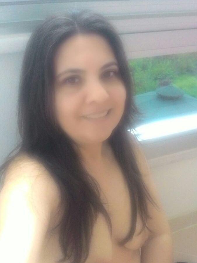 Me nude