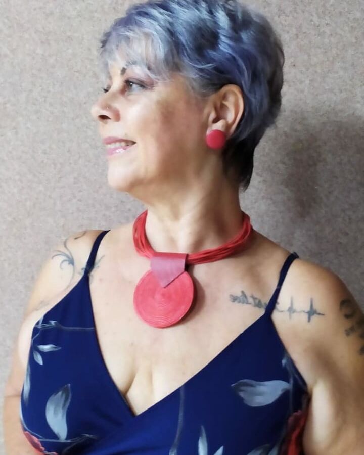 Your favorite gilf came back