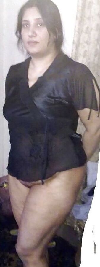 desi paki aunty