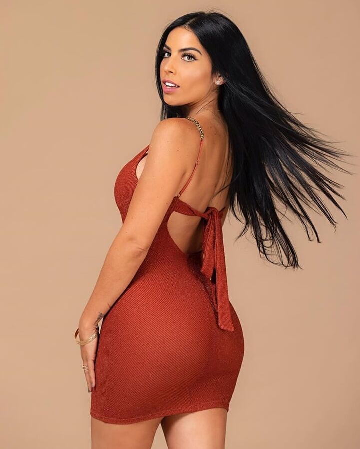 Arab Women Built For Big Black Cocks BBC