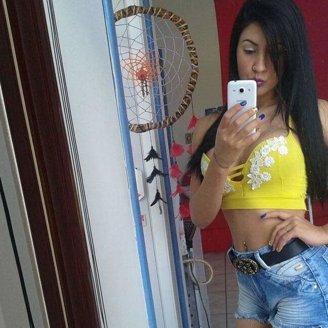 RAQUEL MADURA MAGRINHA GOSTOSA