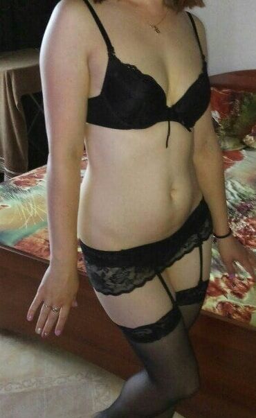Russian wife likes to expose herself
