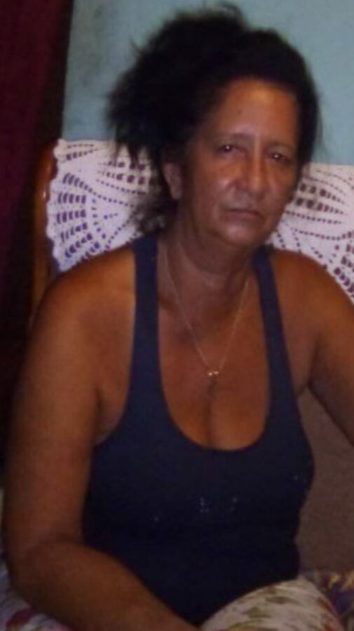 Tania Gomez ... Faceb