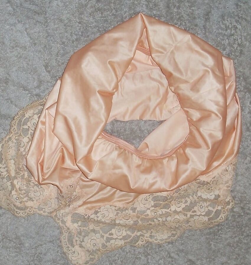 Sexy Lingerie, Silky Panties, Lacy Slips &amp; More !