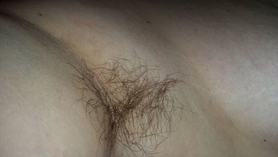 hairy armpits