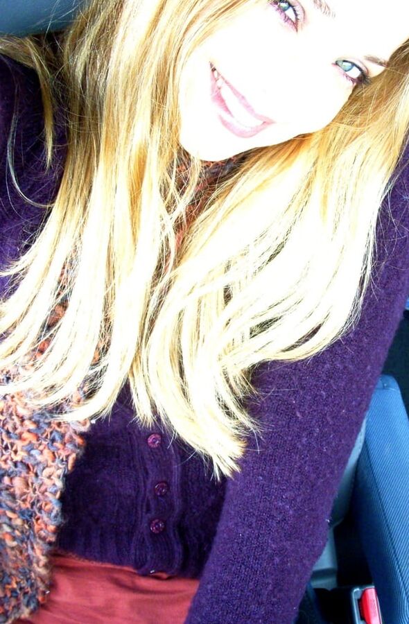 Amateur Blonde