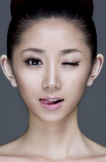 Who knows this Taiwan lesbian model?