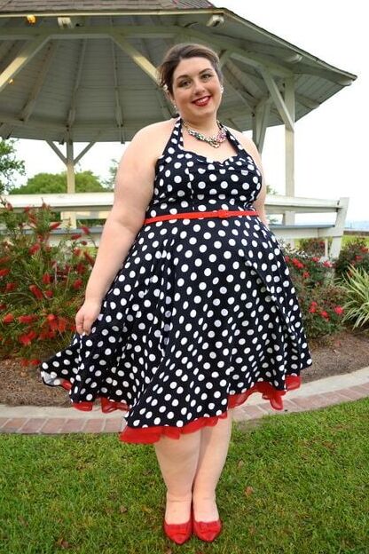 Pretty BBWs and fatties from fashion blogs (clothed)