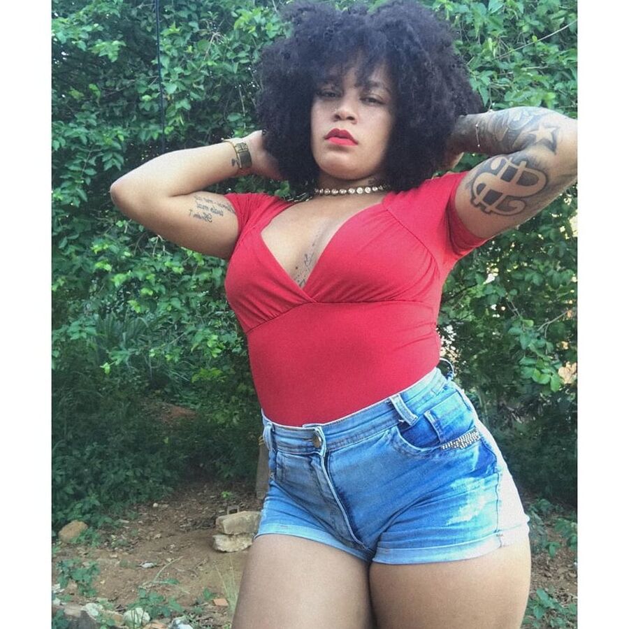 PUTA DO INSTAGRAM: Karol Souza