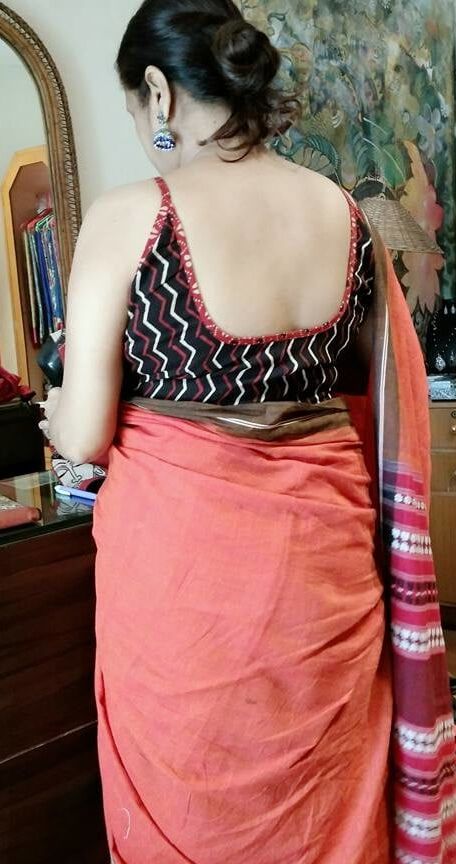 Sexy Indian moms