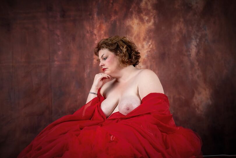 Sexy as fuck FAT MILF Slut