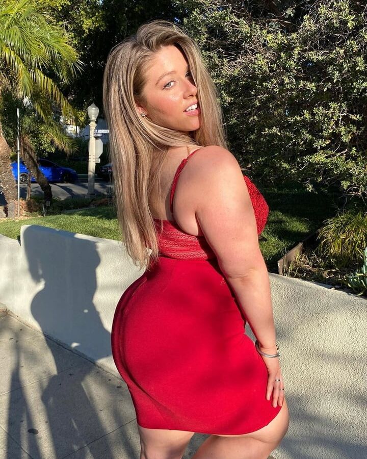 BBW DRESSED
