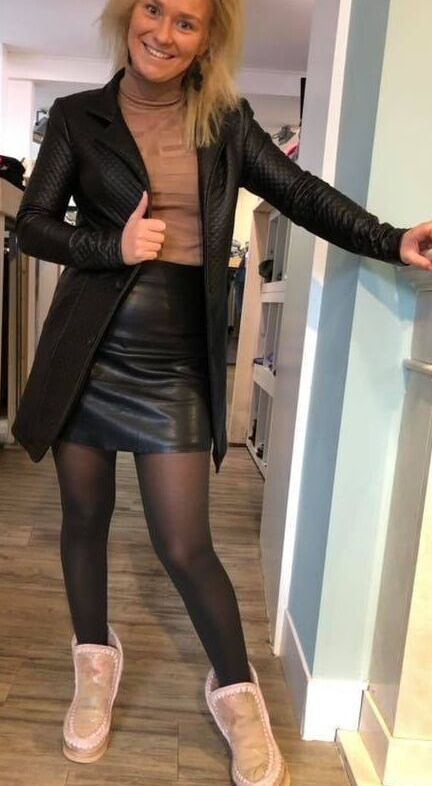 Hot Ducht mature mom Debby