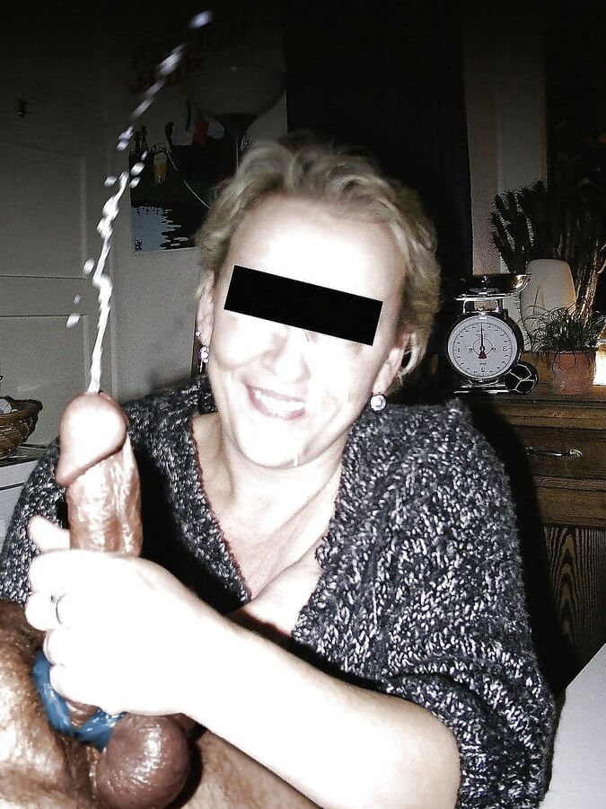 Granny cumshot