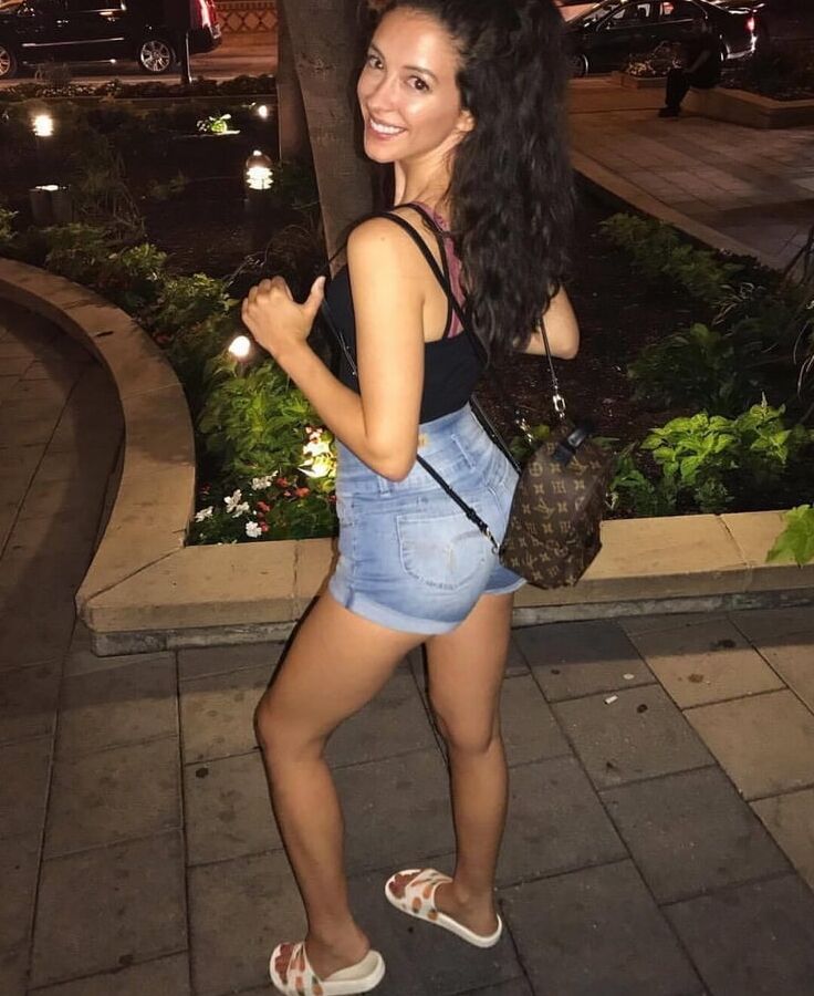 Alexis Maxwell From Survivor