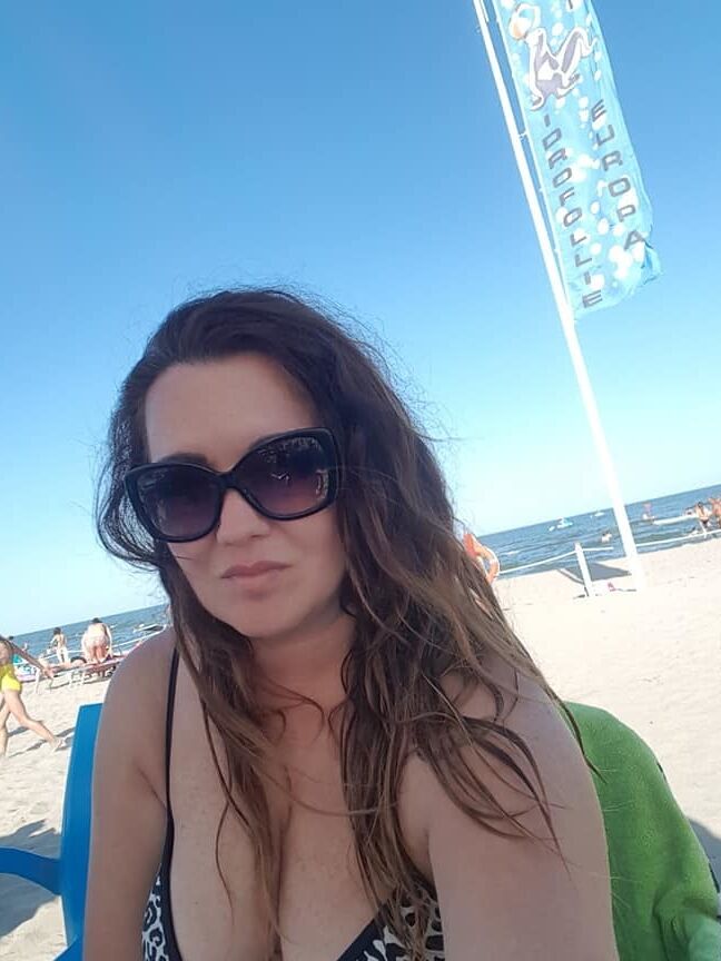 Violett milf self pics