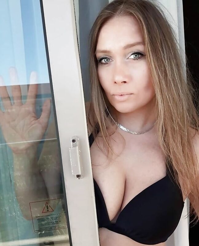 Elegant, sleazy trashy whores