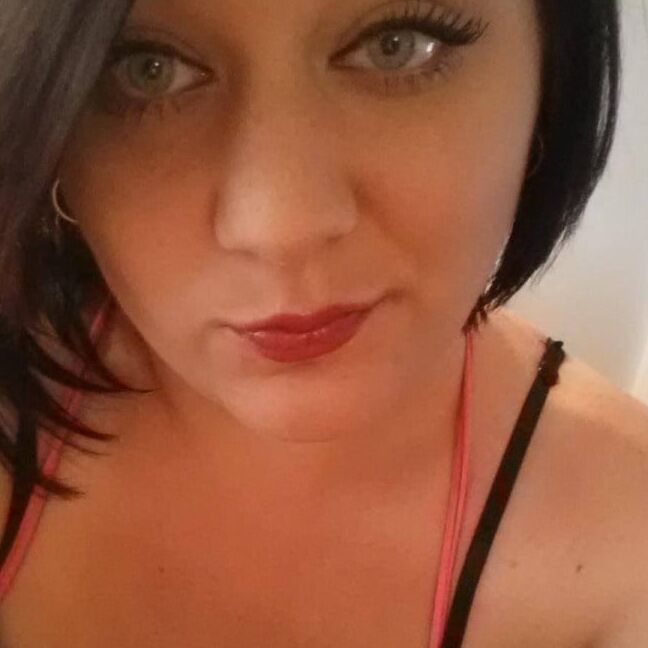 Curvy Slut Beverly