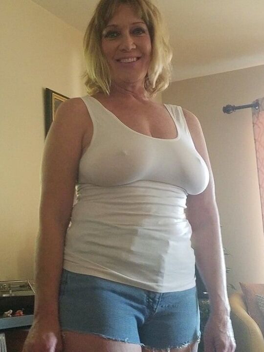 Brafree mom .