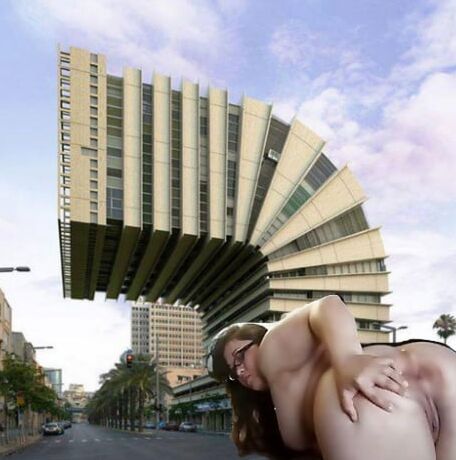 GROS CUL EXPOSER EN PLEINE RUE