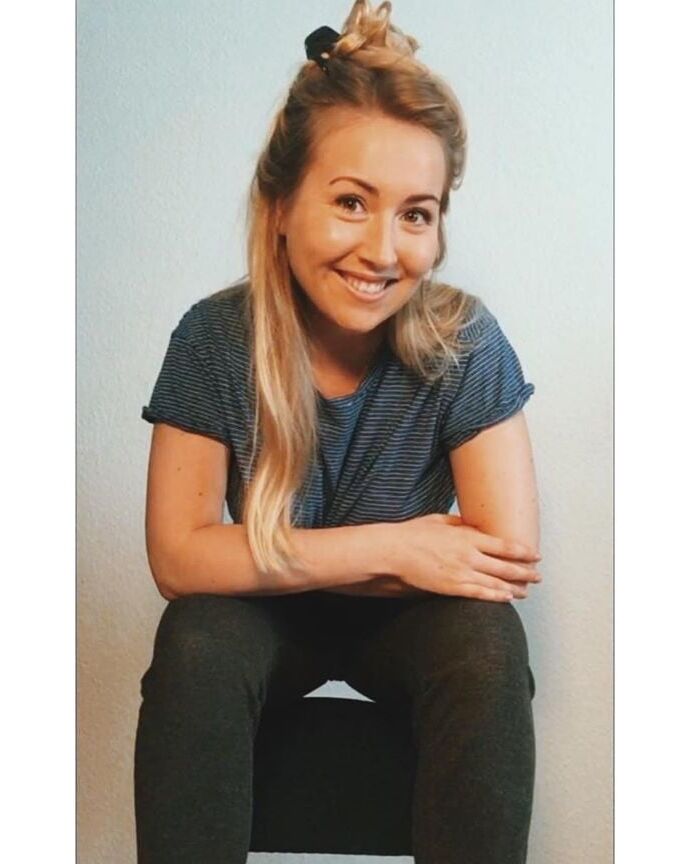sexy blonde Lena