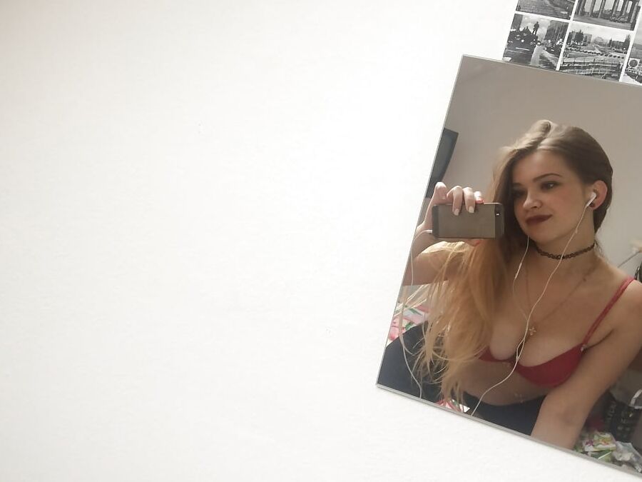 Marie is just a webslut trade
