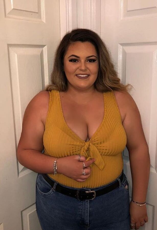 Sexy as fuck Chunky CHAV Slut