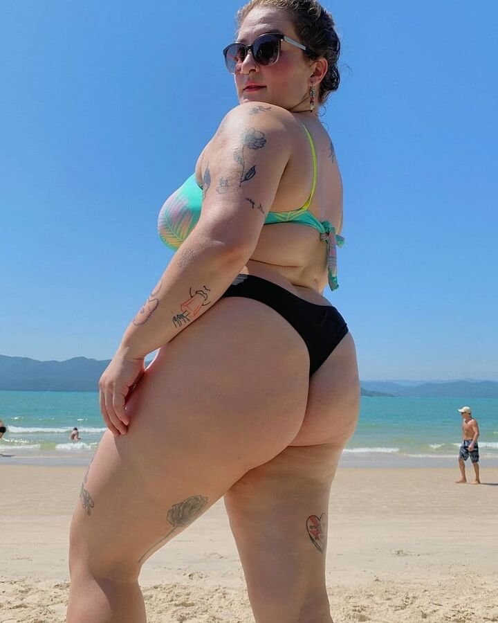 Coroa tezuda (bbw gilf)