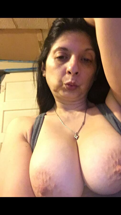 More sexy pics of my girlfriend