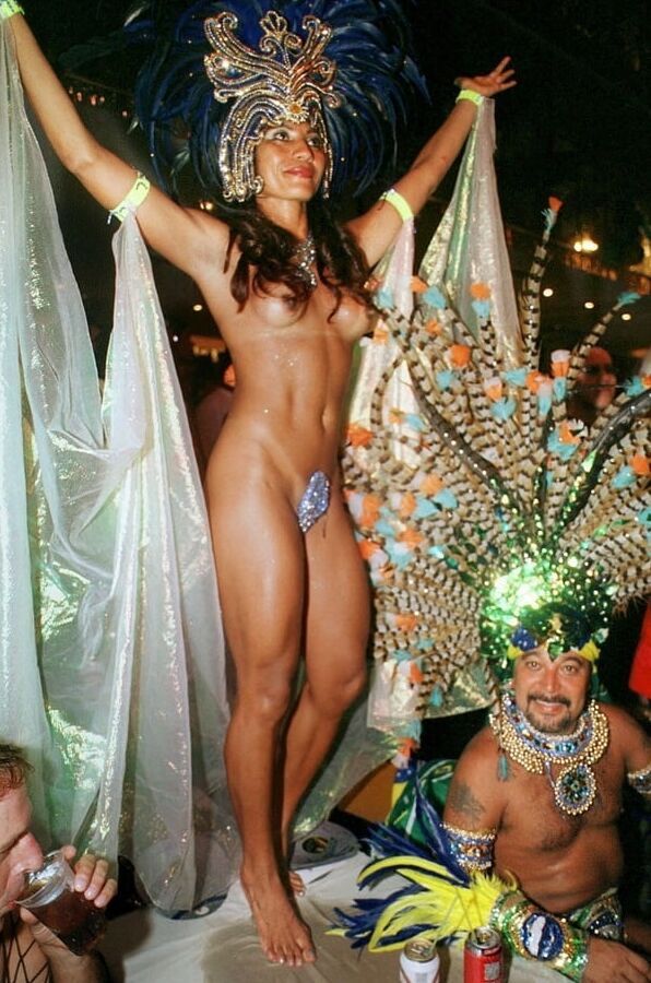 Full nude girls from Rio carnival